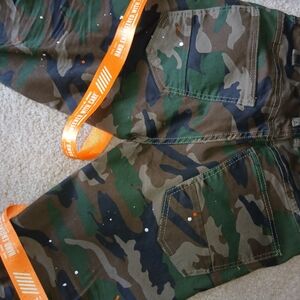 Men short